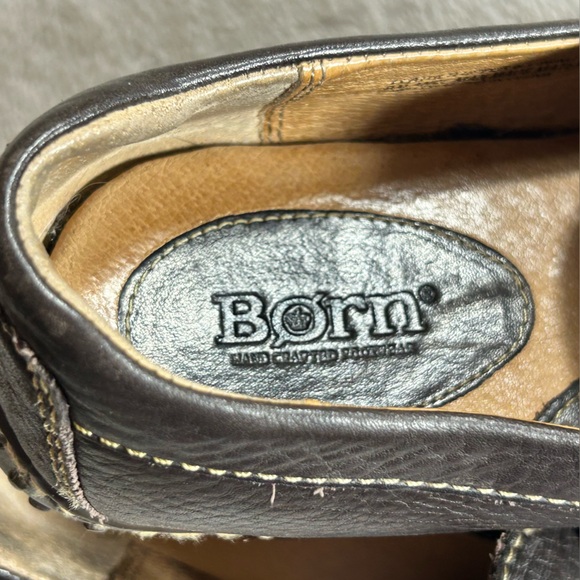 Born Women’s Dark Brown Leather Slip On Loafers Size 8 - Picture 2 of 10